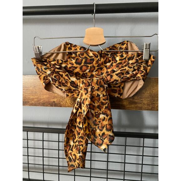 Brian Bailey Animal Print Strapless Crop Top | Size 4 - Picture 3 of 5